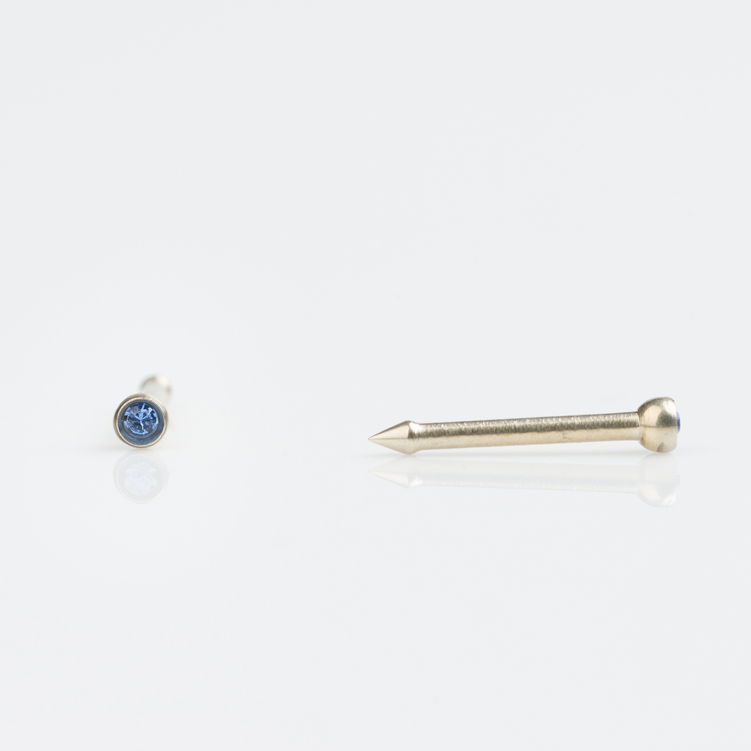 Medisept™ Champagne Titanium Sapphire Crystal Nose Piercing Stud – 1mm Post – 2mm