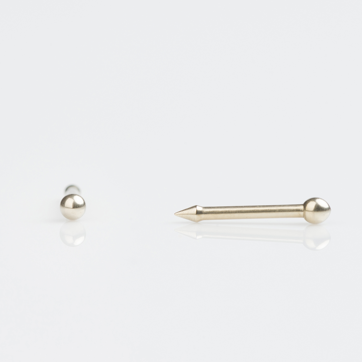 Medisept™ Champagne Titanium Ball Crystal Nose Piercing Stud – 1mm Post – 2mm