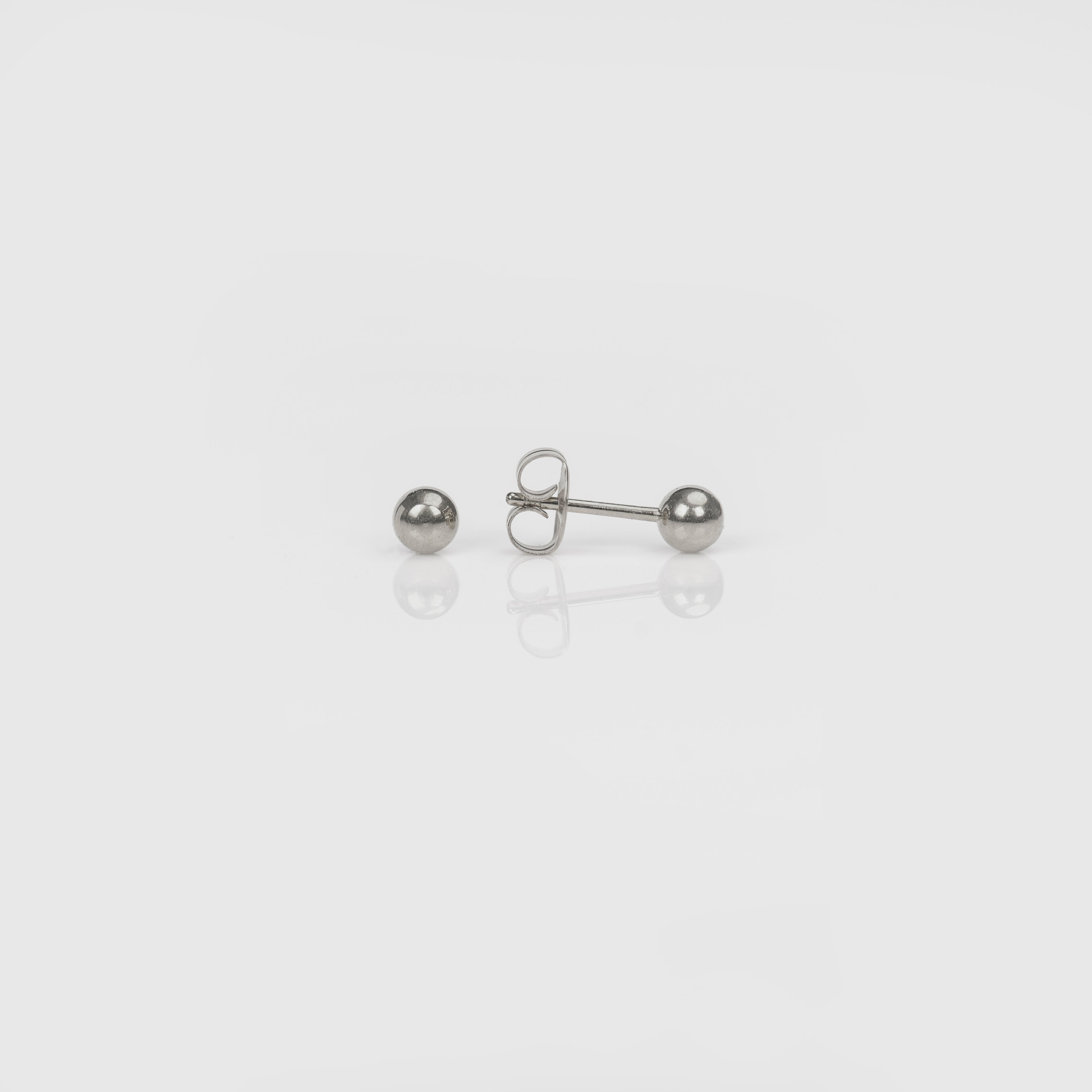 Sensitive™ Sterilized Ball Fashion Studs – 4mm – Stainless Steel