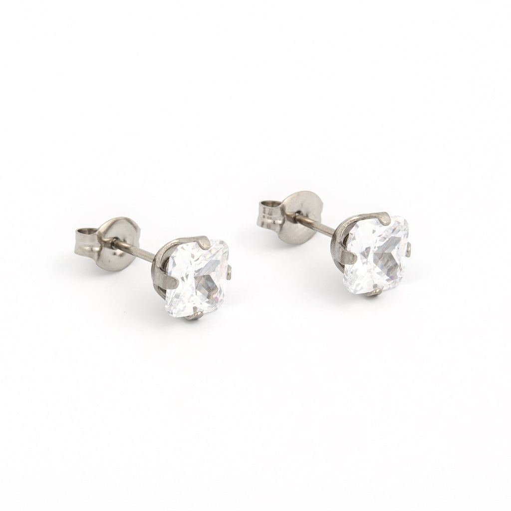 Sensitive™ Sterilized Prong-Set Princess-Cut Cubic Zirconia Fashion Studs – 6×6mm – Stainless Steel