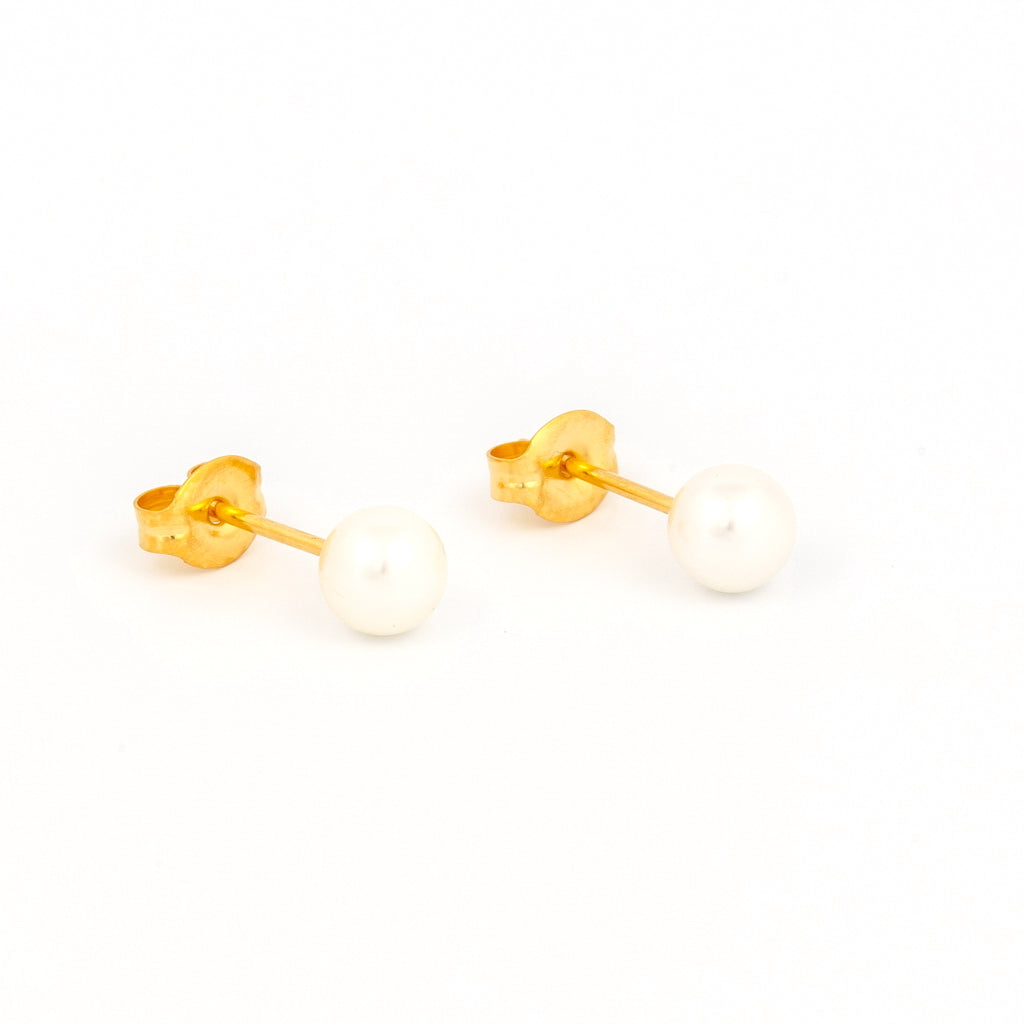 Sensitive™ Sterilized Prong-Set Pearl Fashion Studs – 5mm – White – Gold-Plated