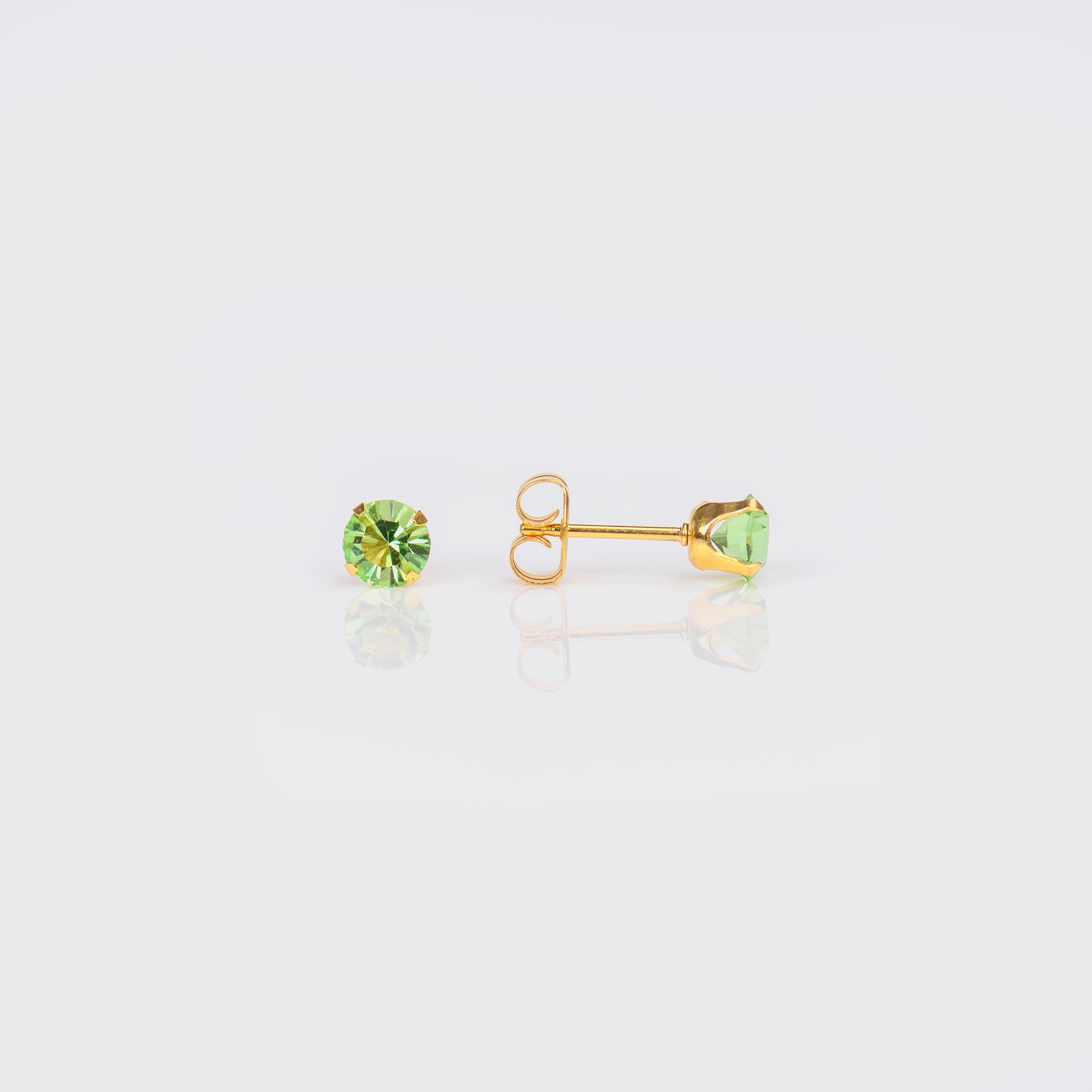 Sensitive™ Sterilized Prong-Set Birthstone Fashion Studs – August Peridot – 5mm – Gold-Plated