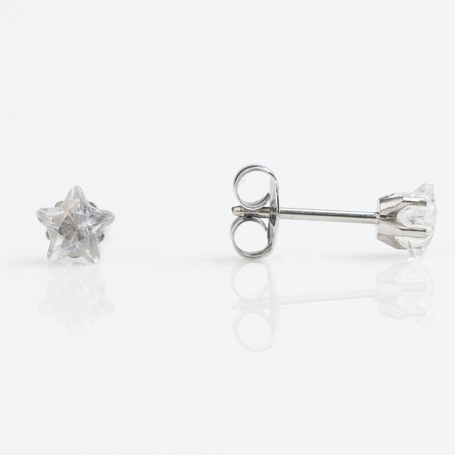 Sensitive™ Puff Pad Star-Cut Prong-Set Cubic Zirconia Fashion Studs – 5mm – Stainless Steel