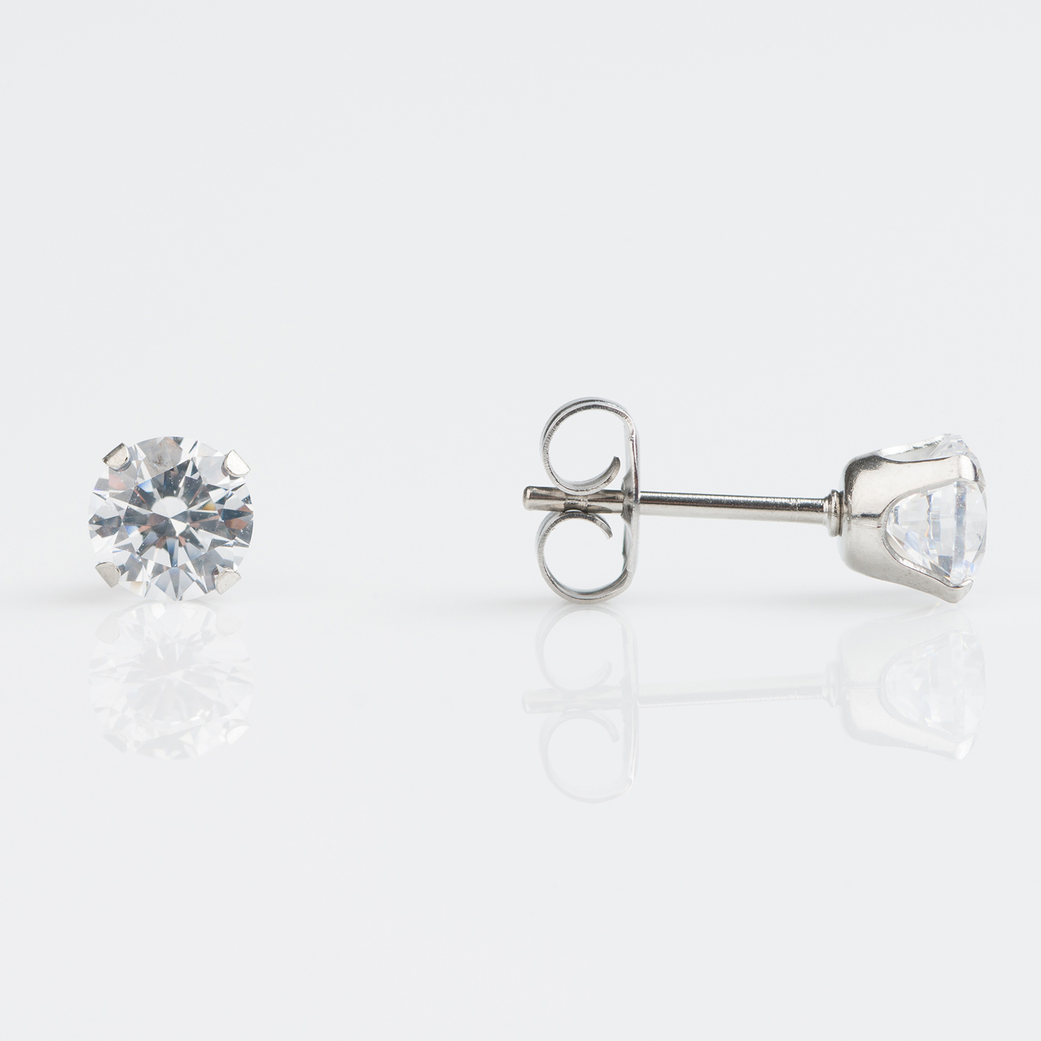 Sensitive™ Puff Pad Prong-Set Cubic Zirconia Fashion Studs – 5mm – Stainless Steel