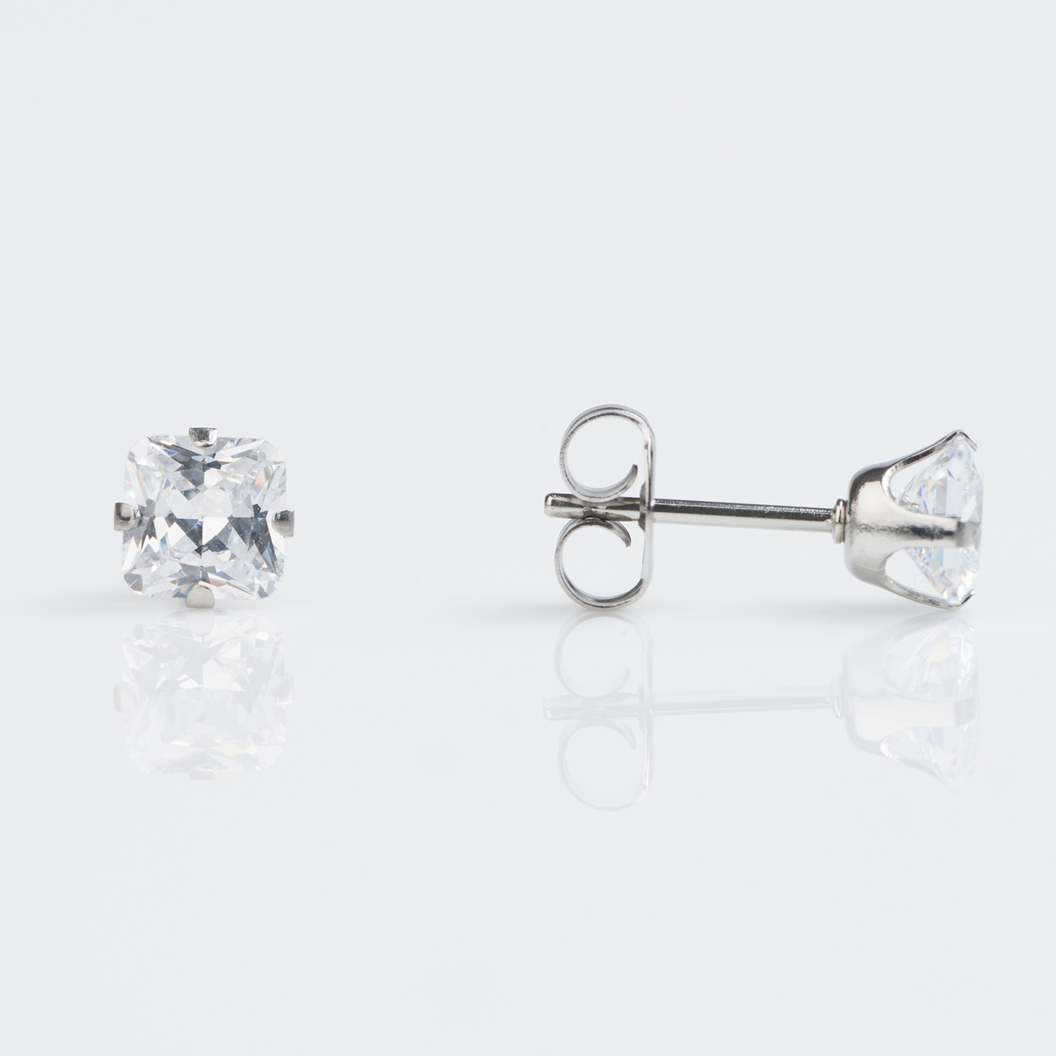 Sensitive™ Puff Pad Prong-Set Princess-Cut Cubic Zirconia Fashion Studs – 5×5mm – Stainless Steel
