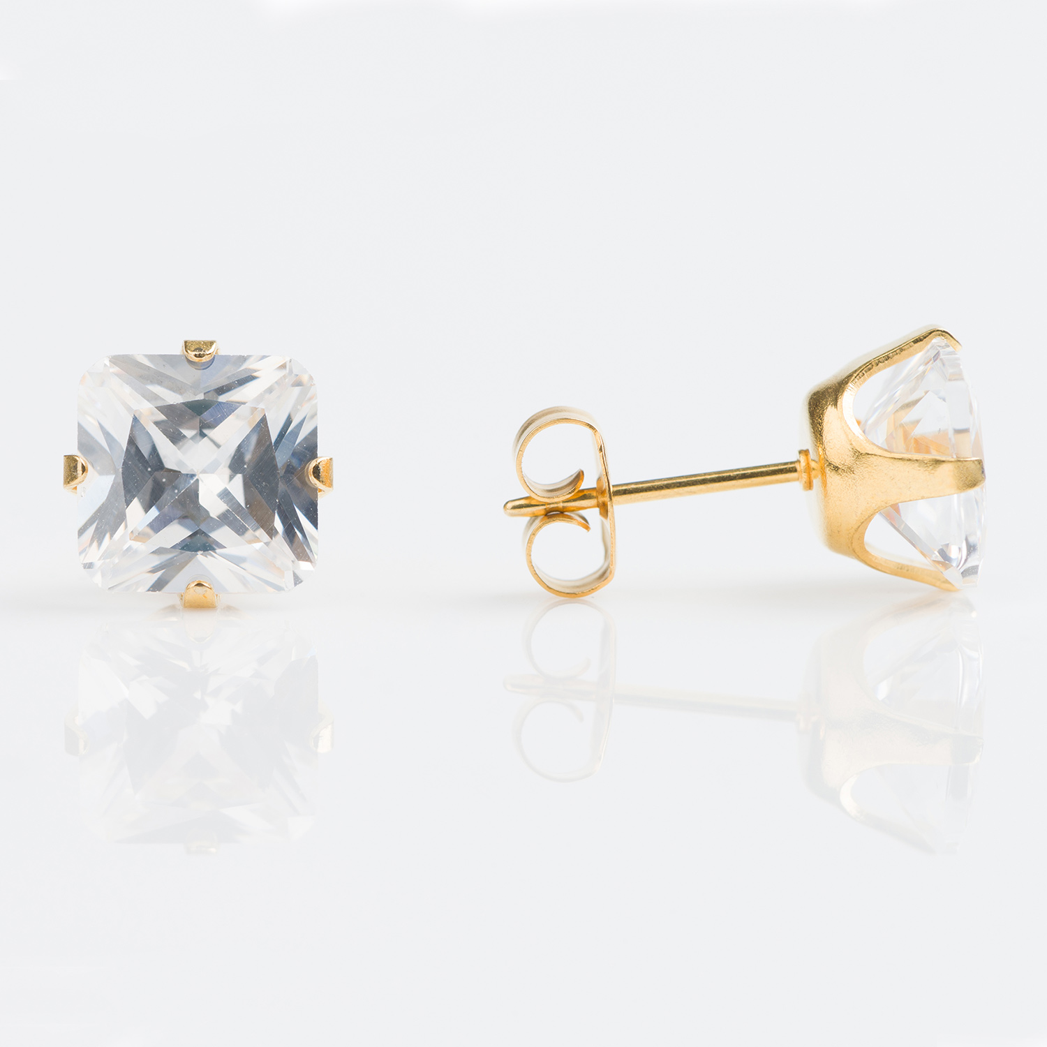 Sensitive™ Puff Pad Prong-Set Princess-Cut Cubic Zirconia Fashion Studs – 8×8mm – Gold-Plated