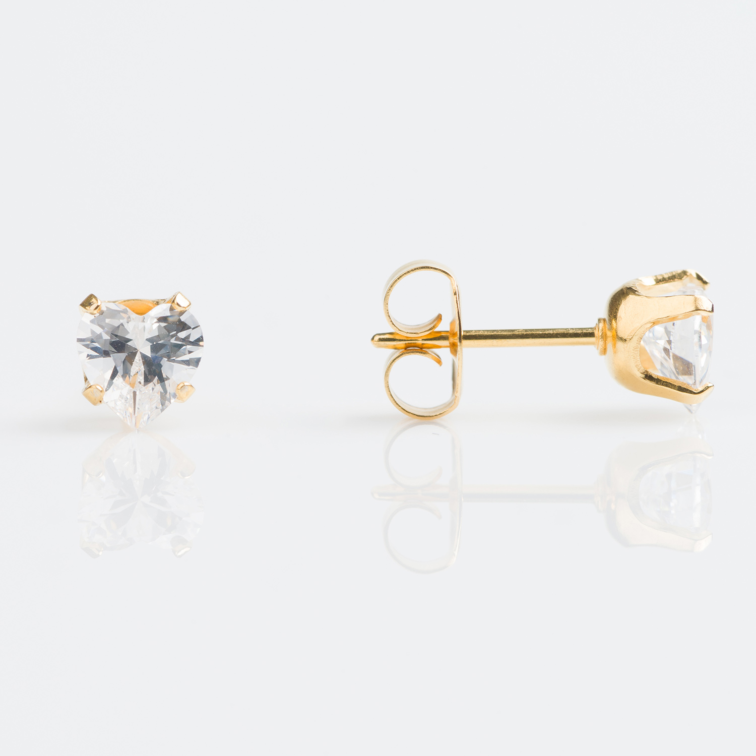 Sensitive™ Puff Pad Prong-Set Heart Cubic Zirconia Fashion Studs – 5×5mm – Gold-Plated