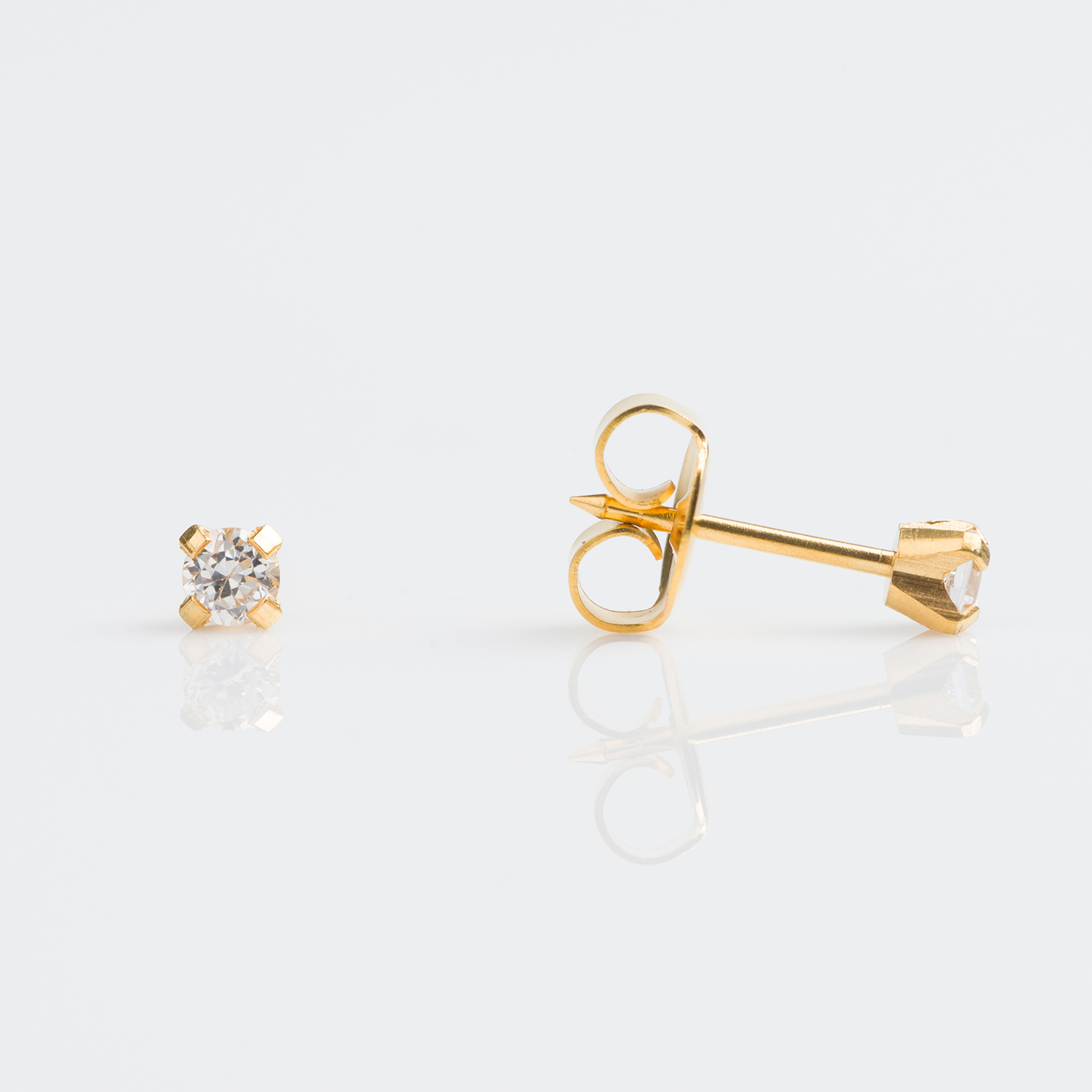 System 75™ Prong-Set Cubic Zirconia Piercing Studs – 3mm – Regular Post – Gold-Plated