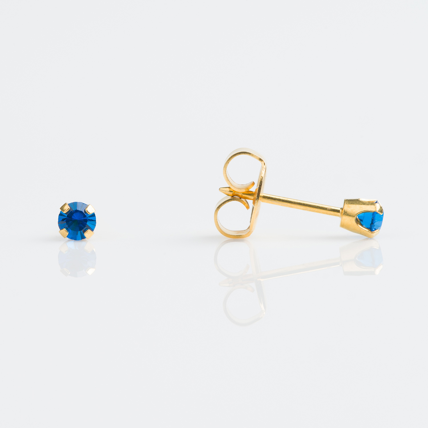 System 75™ Prong-Set Birthstone Piercing Studs – 3mm – September Sapphire Crystal – Gold-Plated