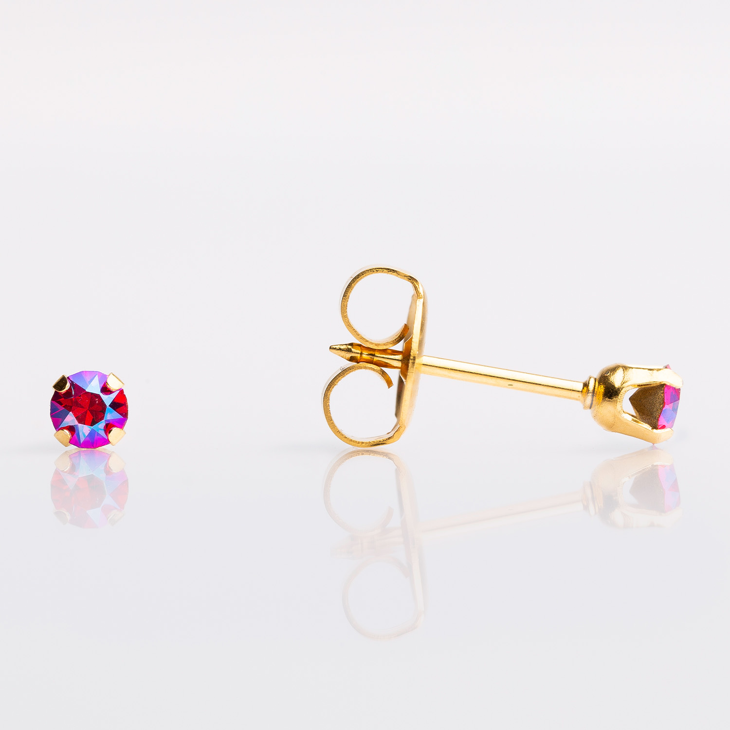 System 75™ Shimmer Crystal Piercing Studs – 3mm – September Sapphire Crystal – Gold-Plated