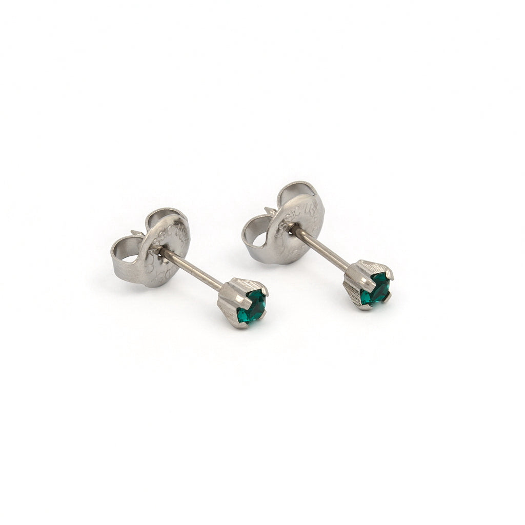 System 75™ Prong-Set Birthstone Piercing Studs – 3mm – May Emerald Crystal – Stainless Steel