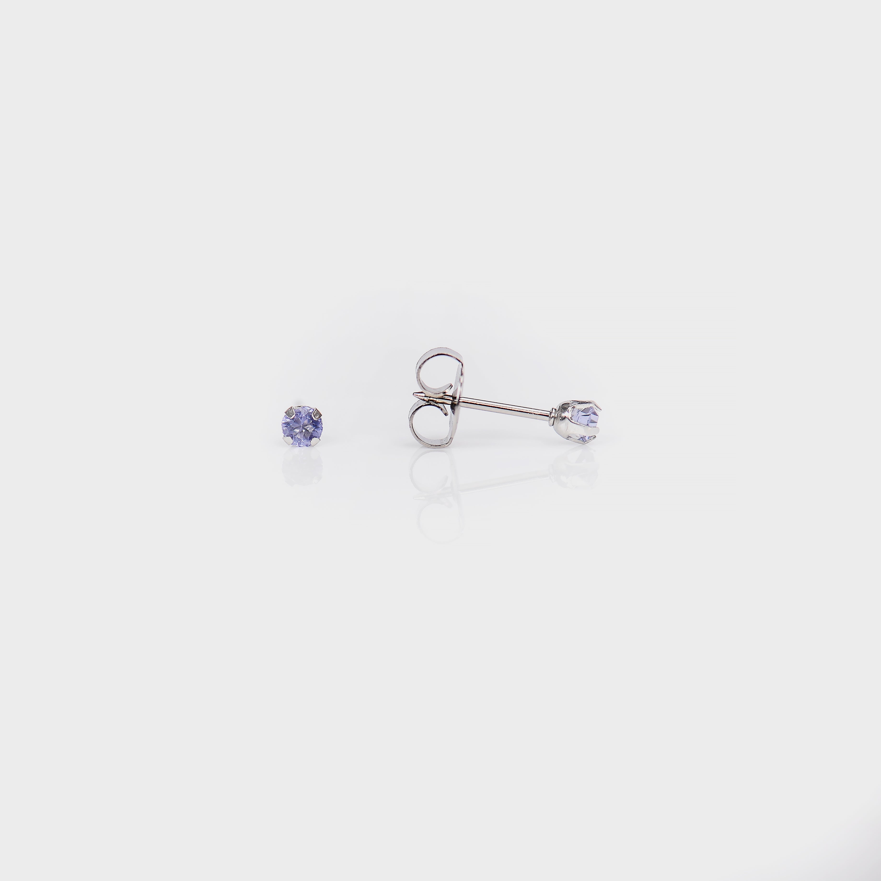 System 75™ Prong-Set Crystal Piercing Studs – 3mm – Tanzanite – Stainless Steel