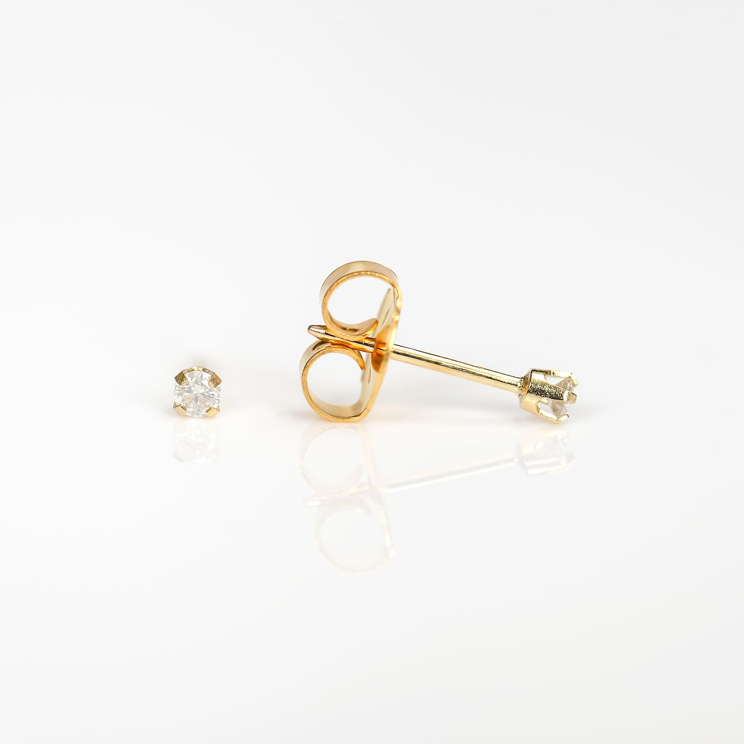 System 75™ Prong-Set Natural Diamond Piercing Studs – 3-point – 14K Yellow Gold