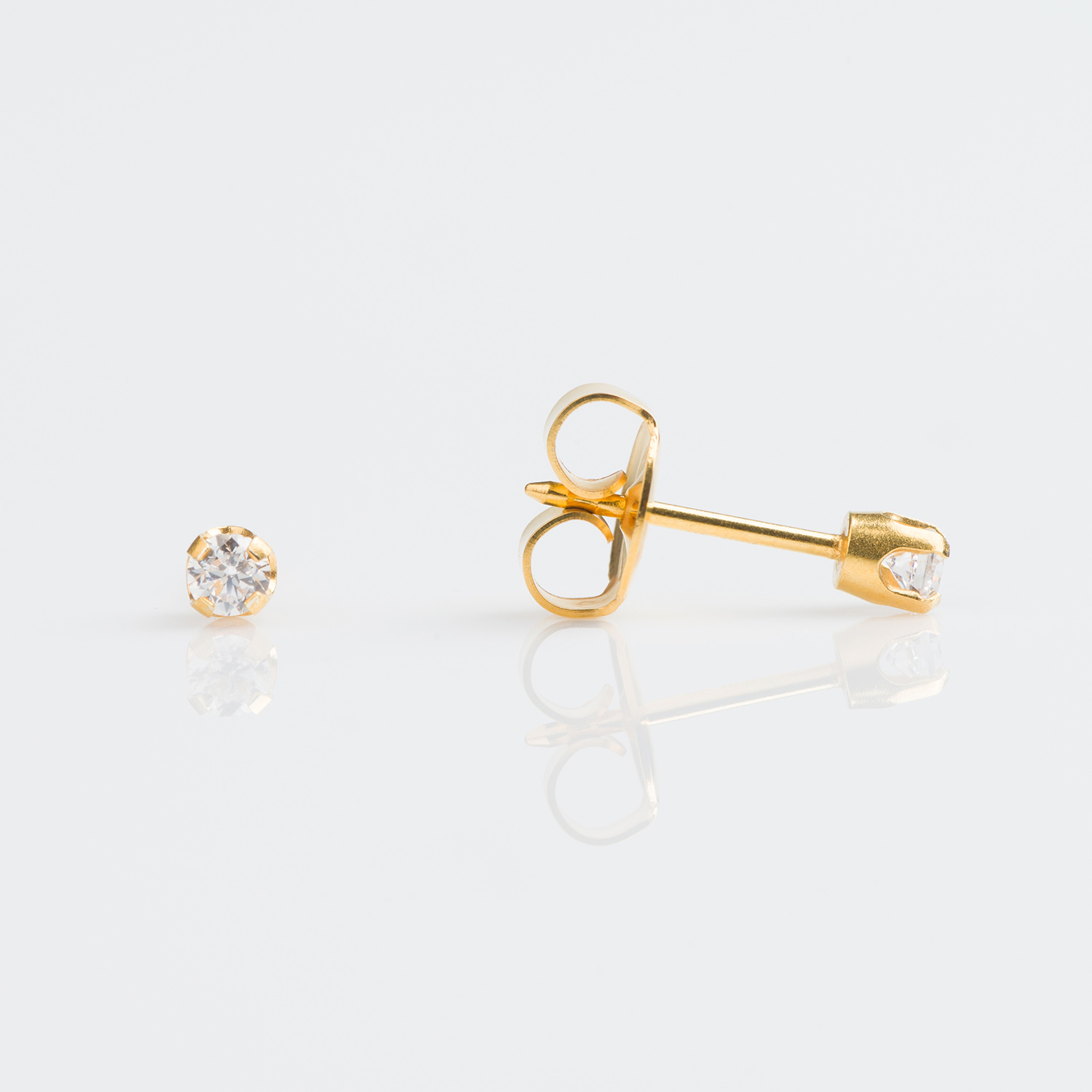 System 75™ Prong-Set Natural Diamond Piercing Studs – 8-point – 14K Yellow Gold – 3mm