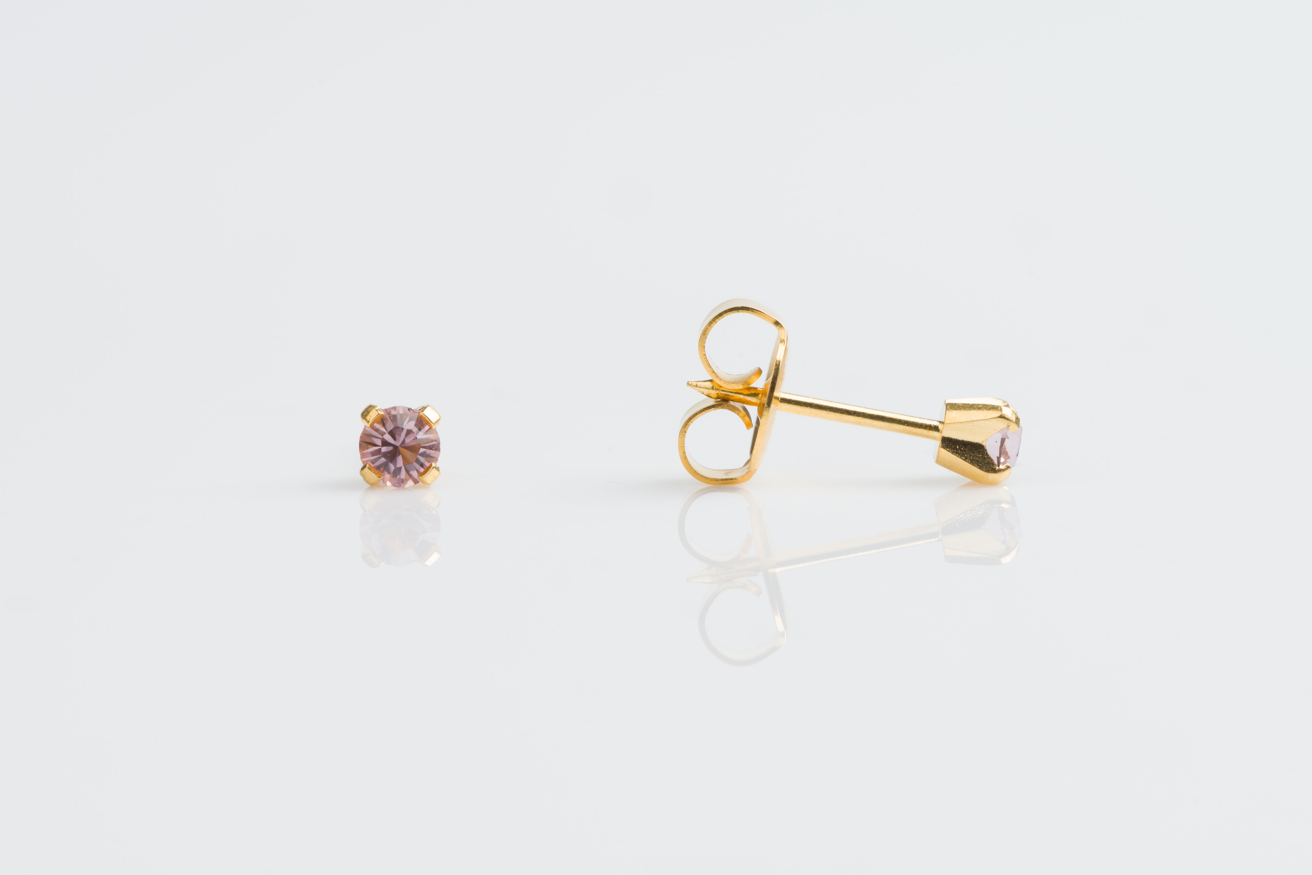 System 75™ Prong-Set Birthstone Piercing Studs – 3mm – June Alexandrite Crystal – 14K Yellow Gold
