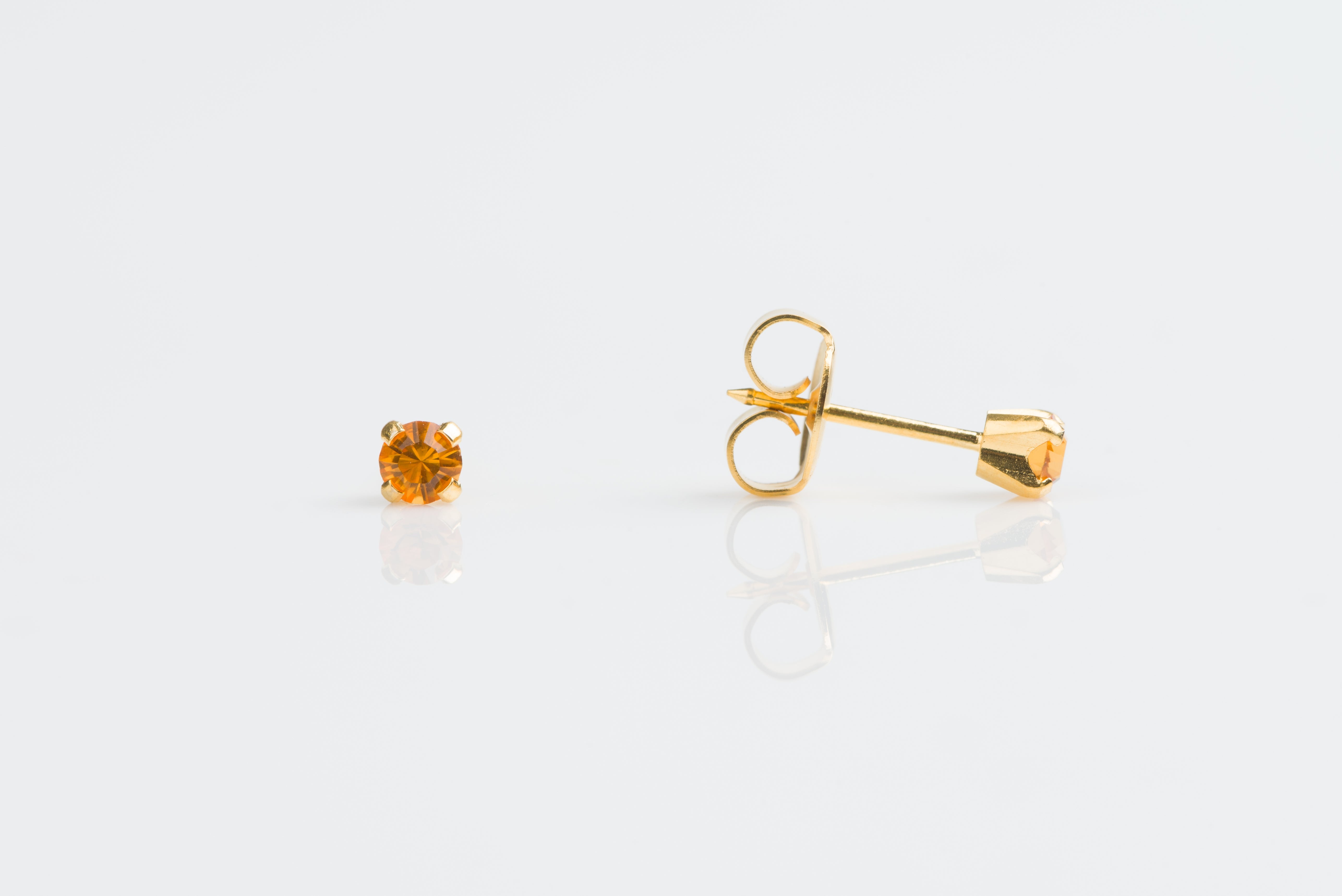 System 75™ Prong-Set Birthstone Piercing Studs – 3mm – November Topaz Crystal – 14K Yellow Gold