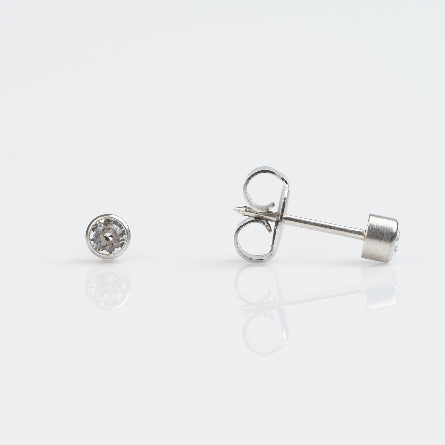 System 75™ Bezel-Set Birthstone Piercing Studs – 3mm – April Clear Crystal – 14K White Gold