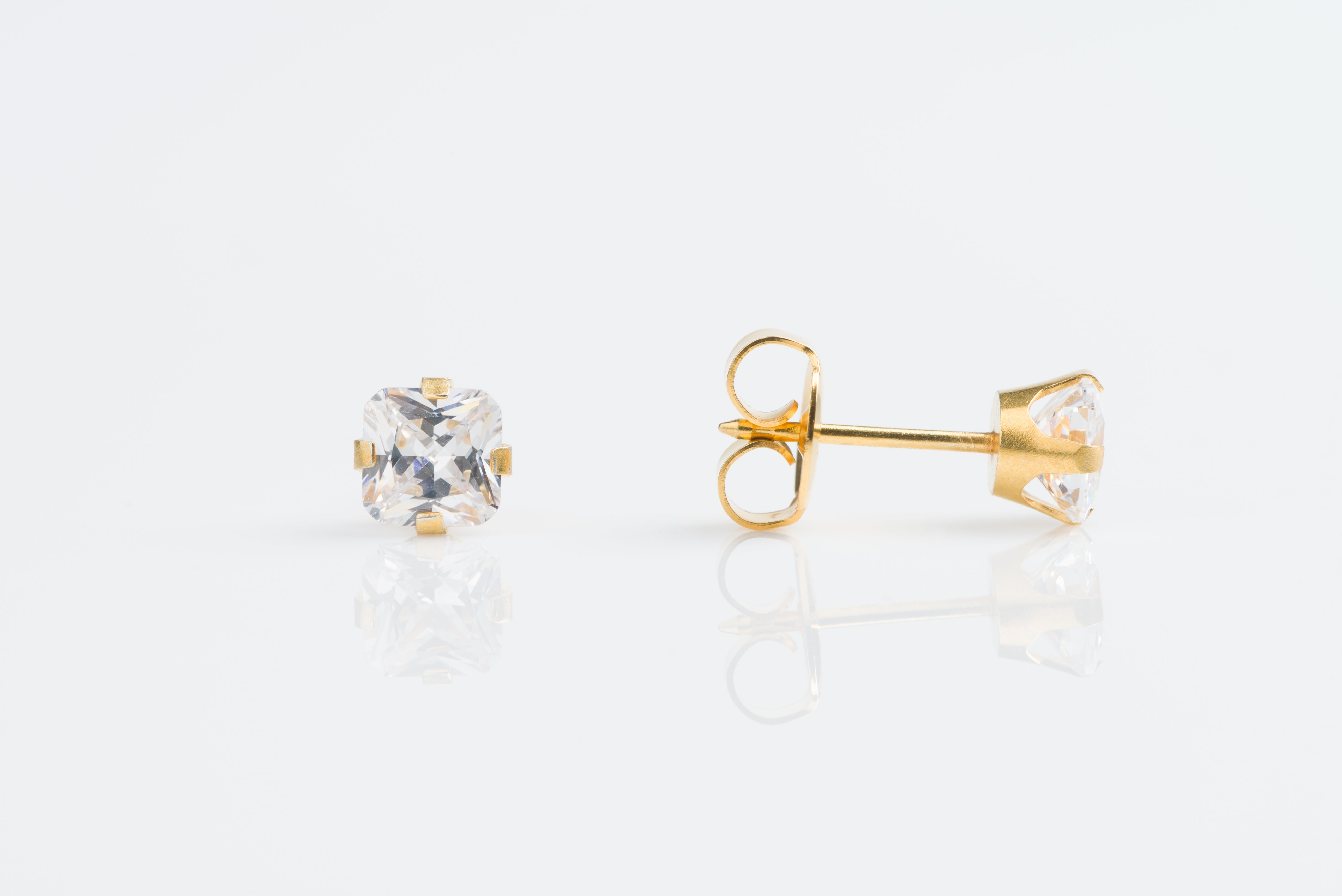System 75™ Prong-Set Princess-Cut Cubic Zirconia Piercing Studs – 5×5mm – 14K Yellow Gold