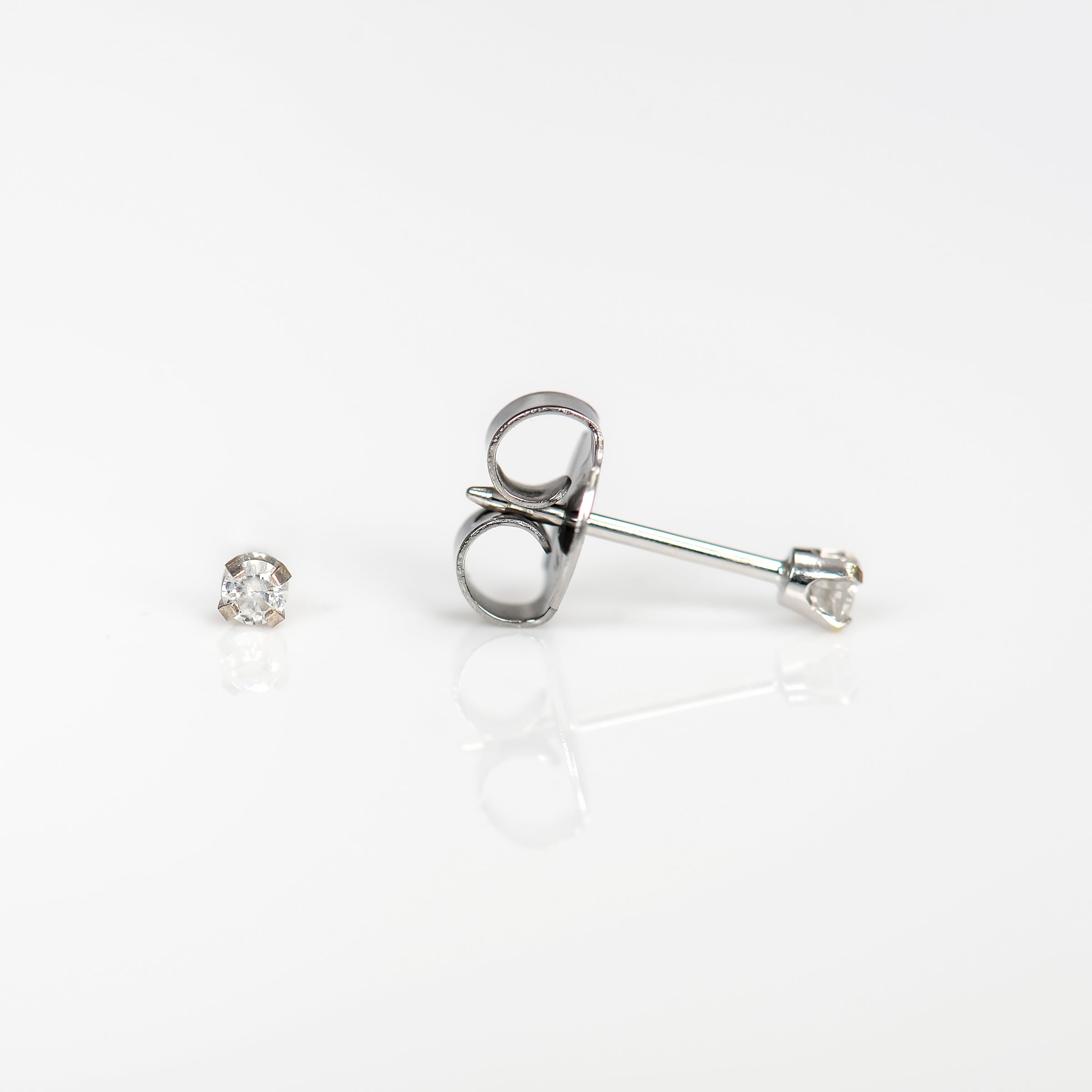 System 75™ Prong-Set Natural Diamond Piercing Studs – 3-point – 14K White Gold