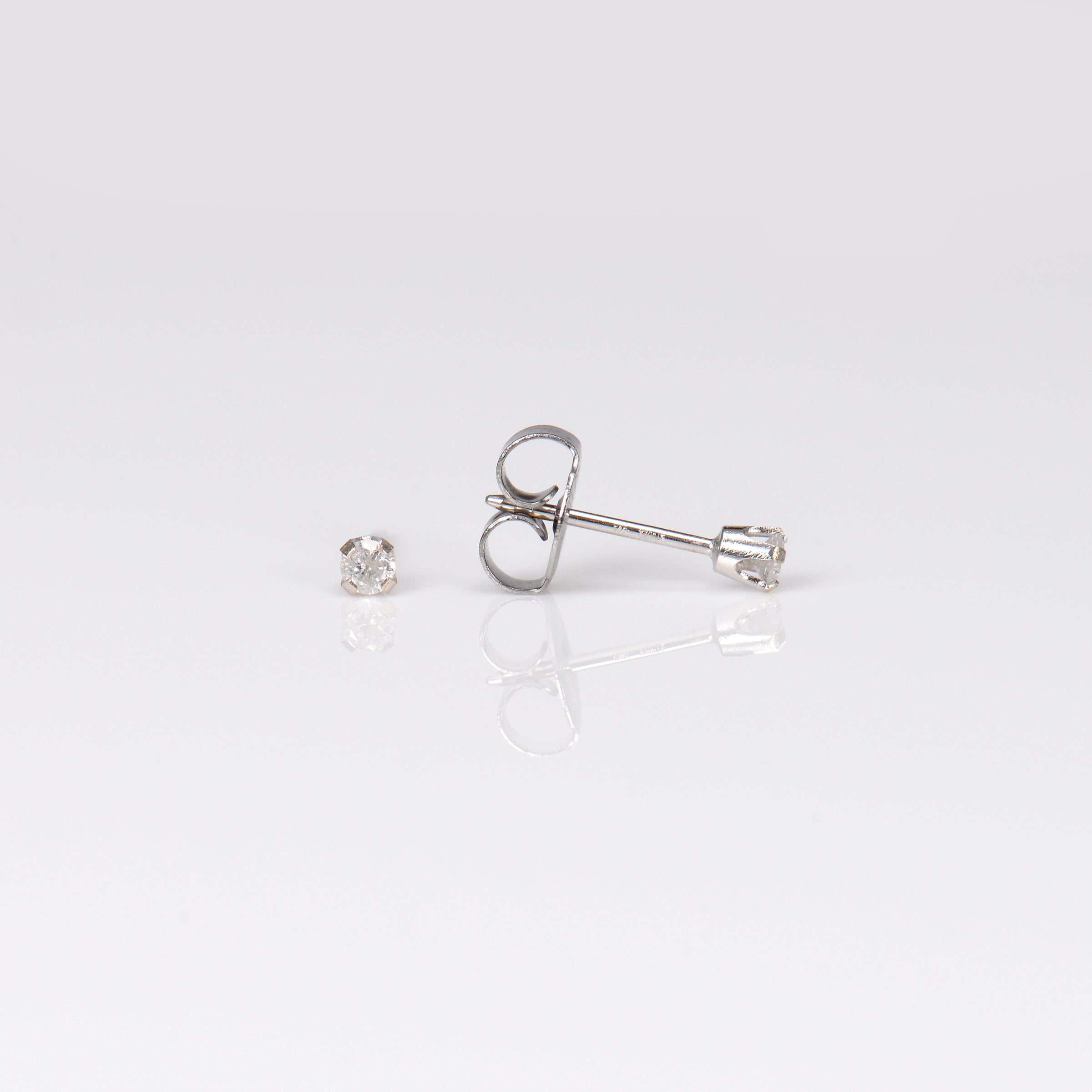 System 75™ Prong-Set Natural Diamond Piercing Studs – 5-point – 14K White Gold
