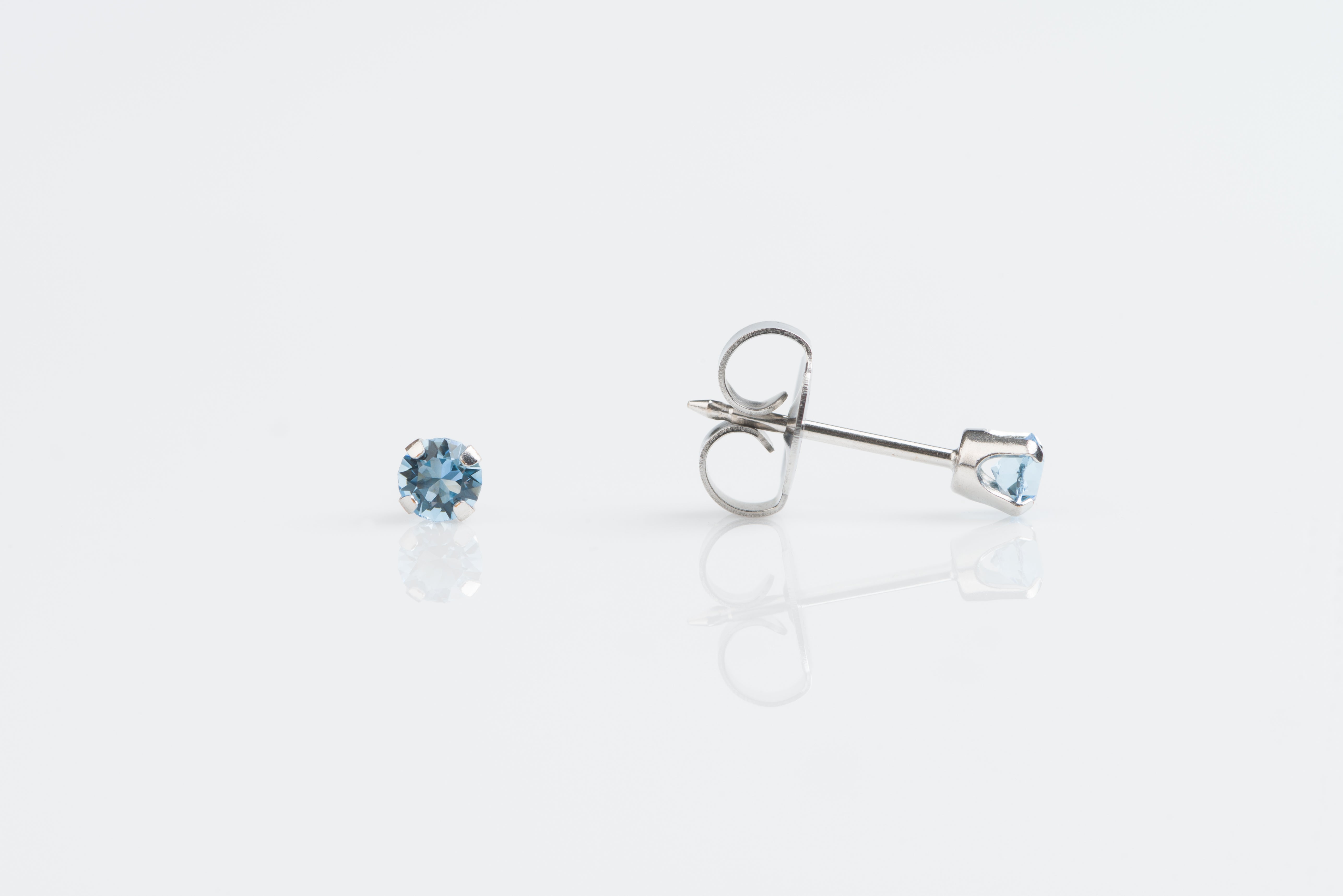 System 75™ Prong-Set Birthstone Piercing Studs – 3mm – March Aquamarine Crystal – 14K White Gold