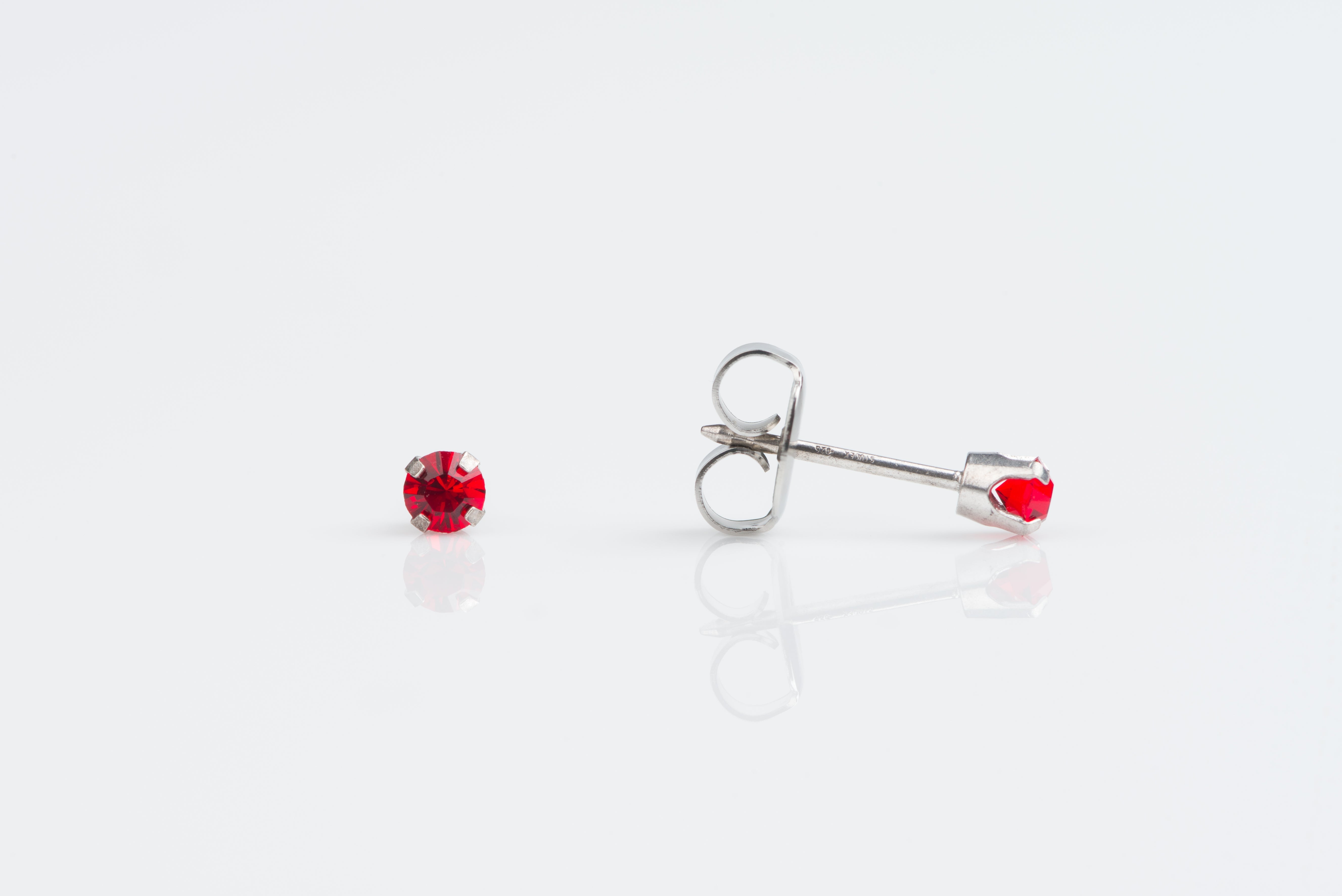 System 75™ Prong-Set Birthstone Piercing Studs – 3mm – July Ruby Crystal – 14K White Gold