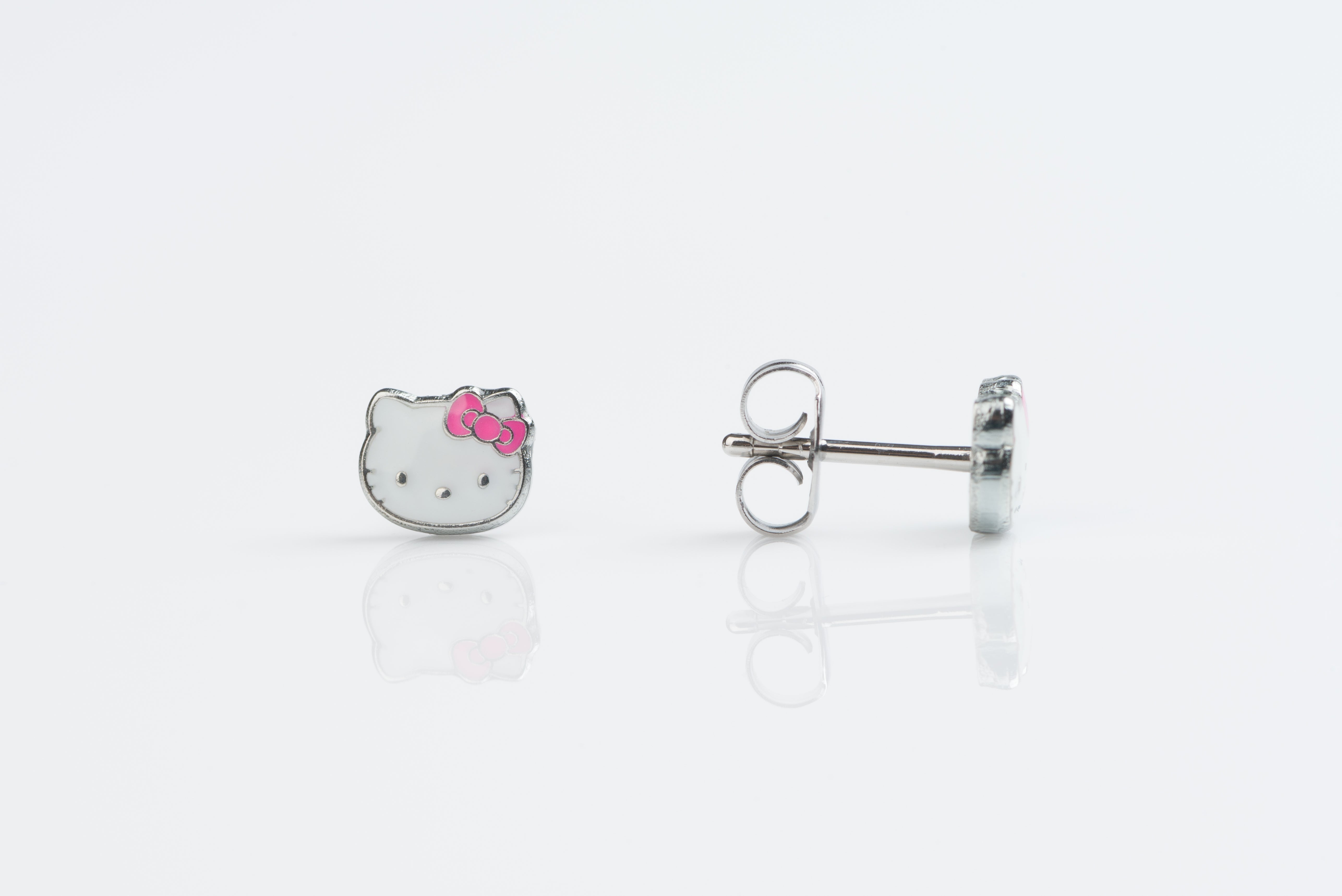 System 75™ Novelty Piercing Studs – Hello Kitty – Stainless Steel