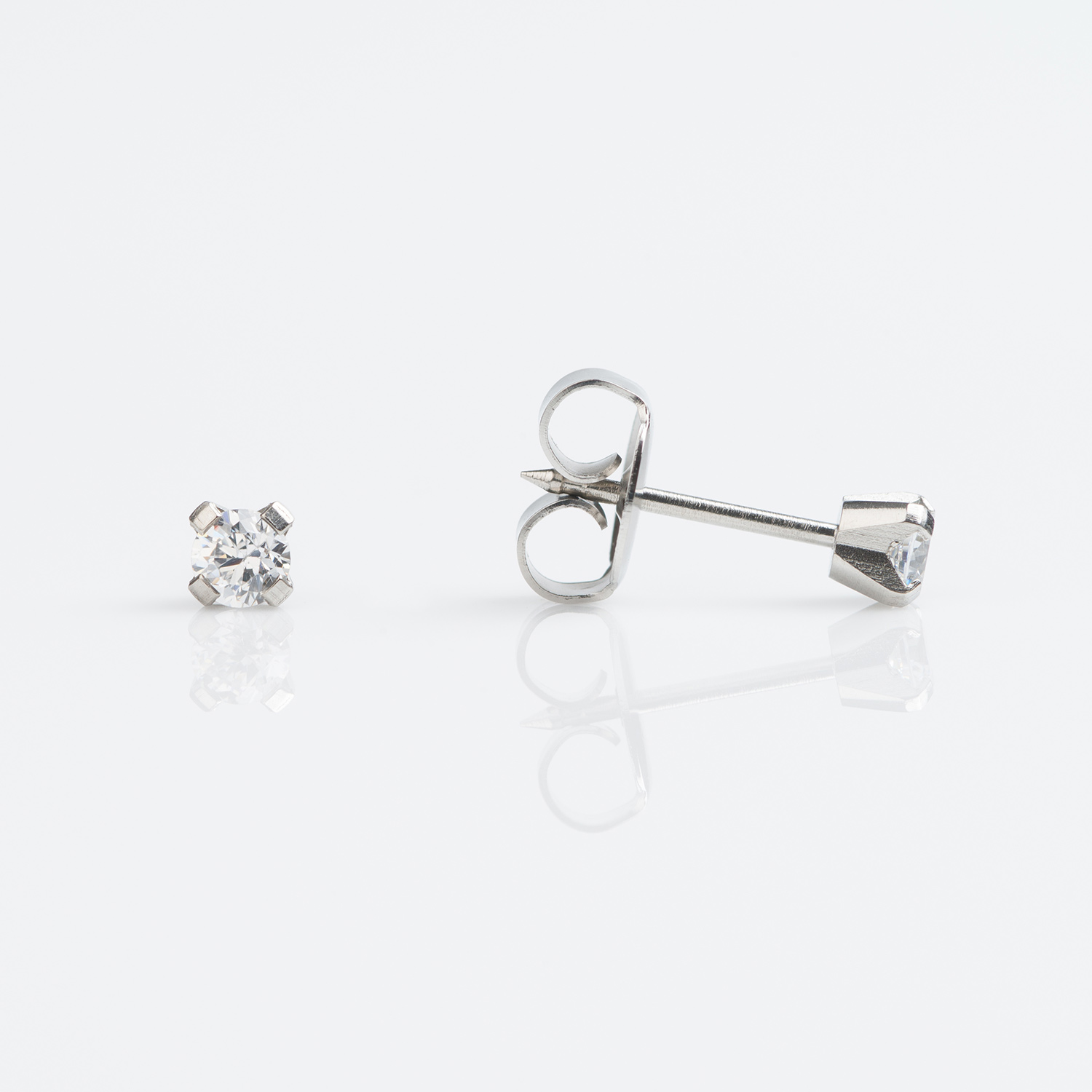 System 75™ Prong-Set Cubic Zirconia Piercing Studs – 3mm – Long Post – Stainless Steel