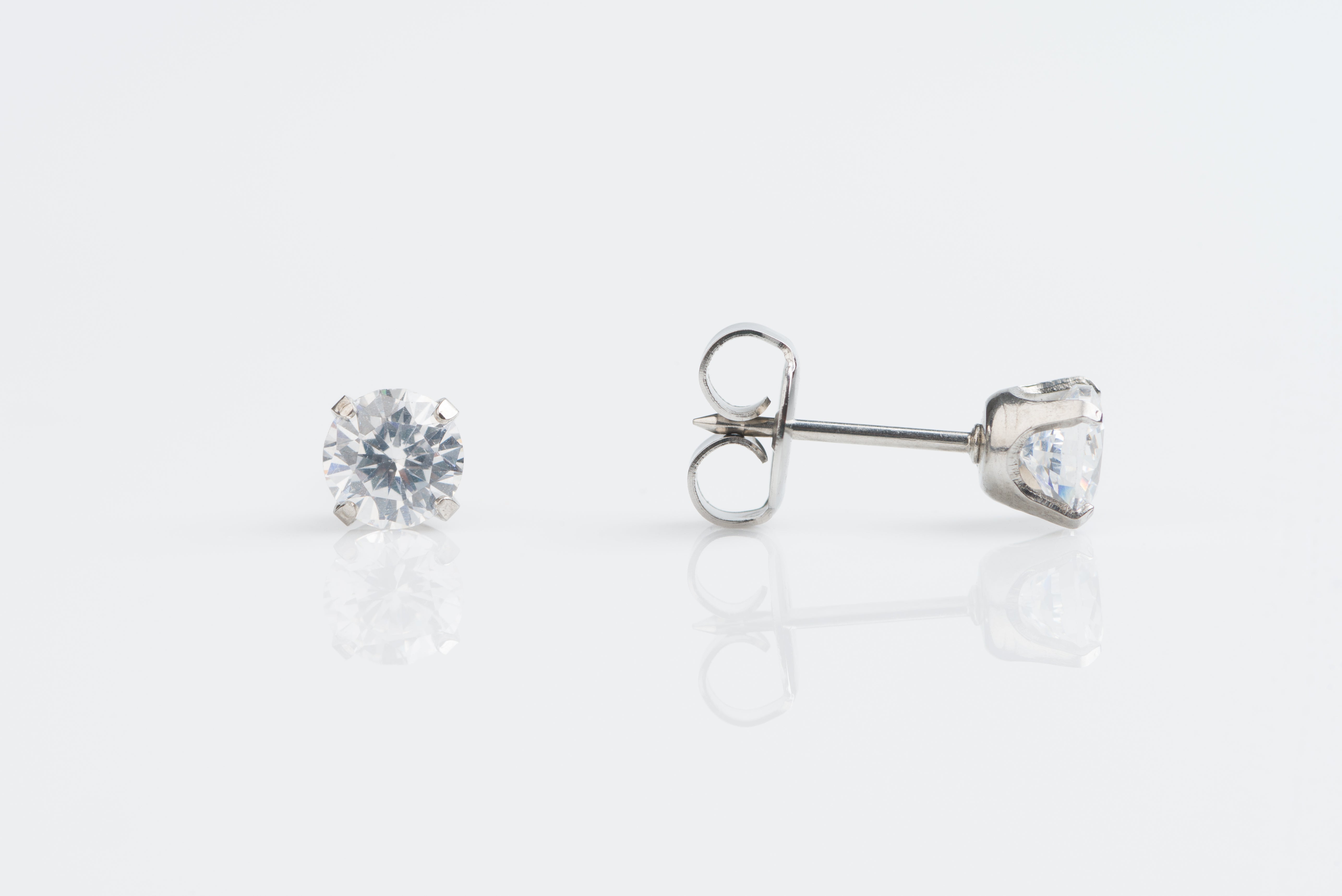 System 75™ Prong-Set Cubic Zirconia Piercing Studs – 5mm – Long Post – Stainless Steel