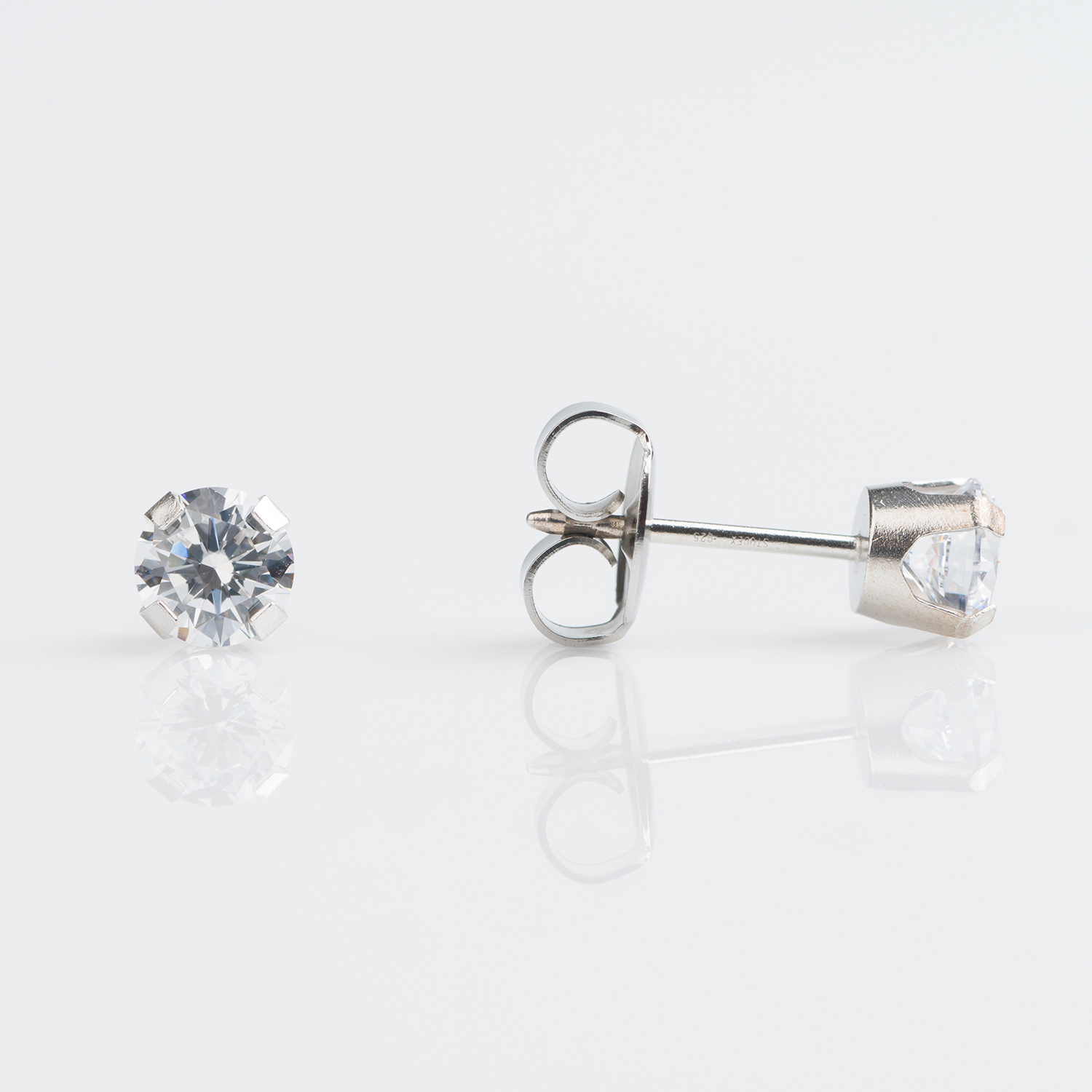 System 75™ Prong-Set Birthstone Piercing Studs – 5mm – April Clear Crystal – Stainless Steel