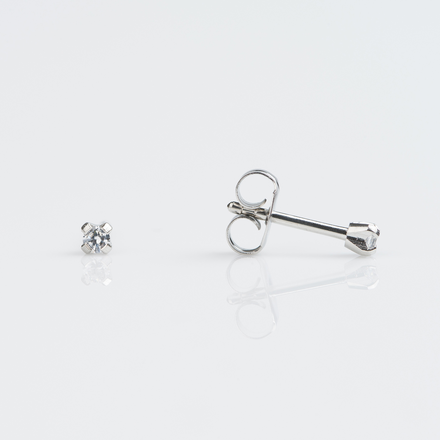 Tiny Tips™ Prong-Set Cubic Zirconia Studs – 2mm – Stainless Steel