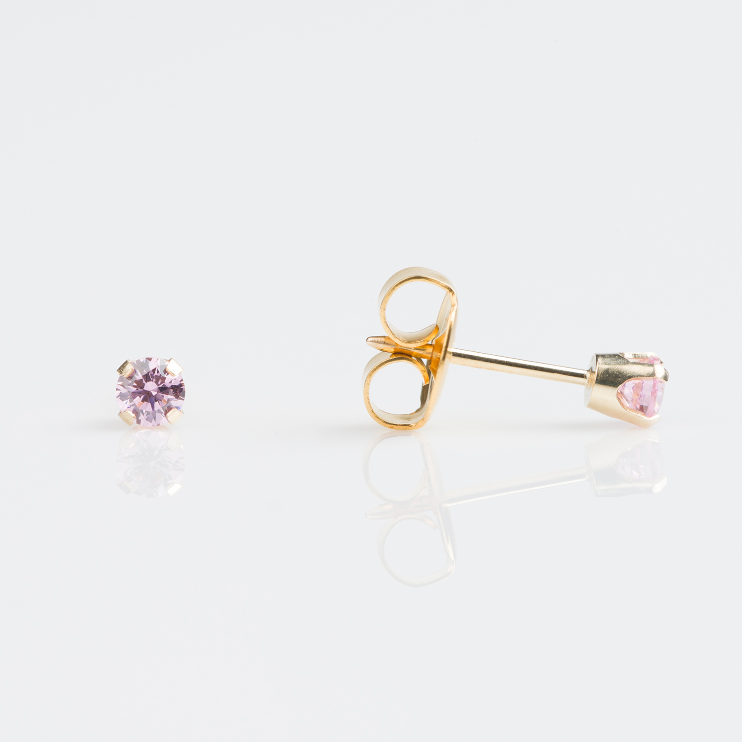 Tiny Tips™ Prong-Set Cubic Zirconia Studs – 4mm – Gold-Plated