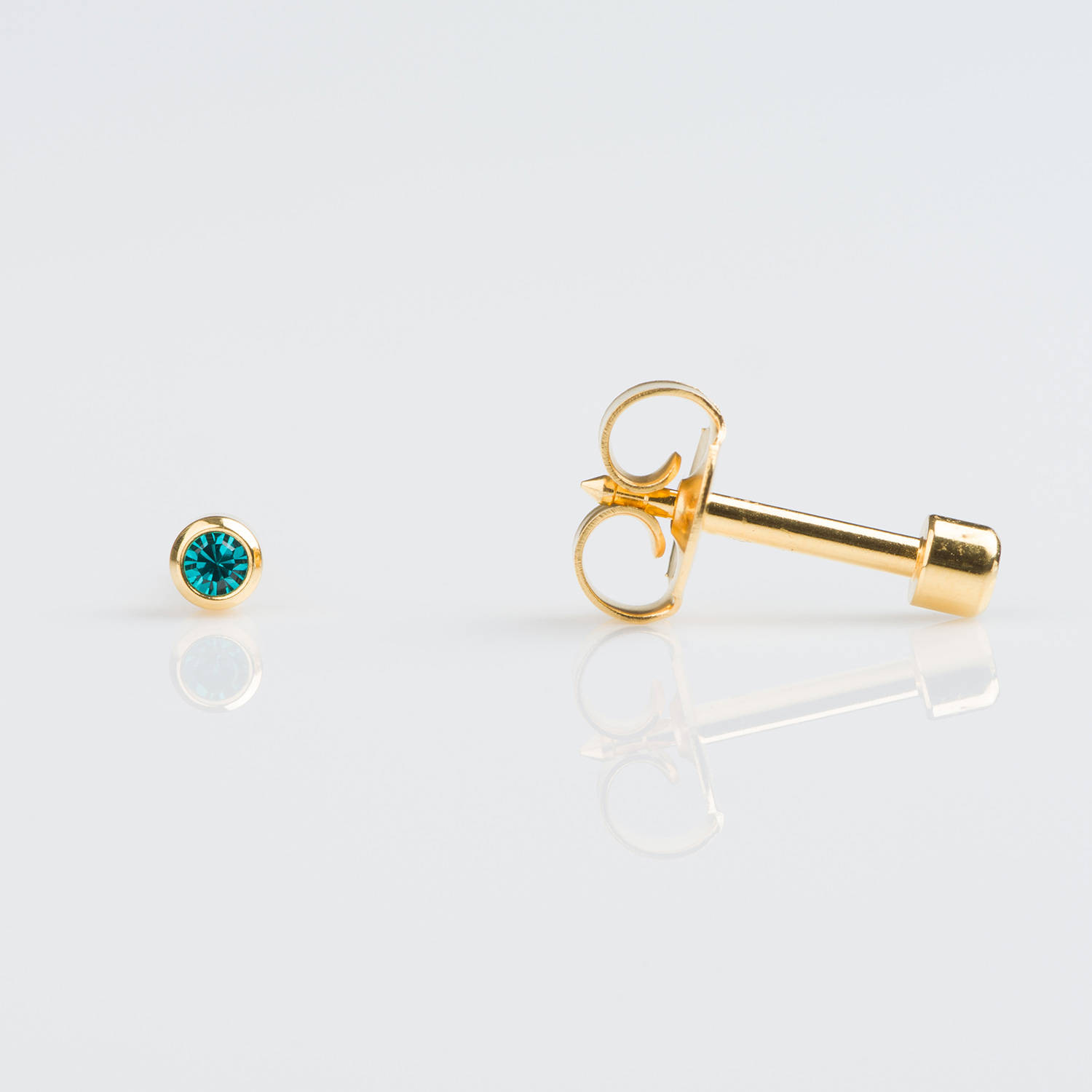 Universal™ Flatpack Gold-Plated Bezel-Set December Blue Zircon Piercing Studs – Mini Adaptor – 2mm