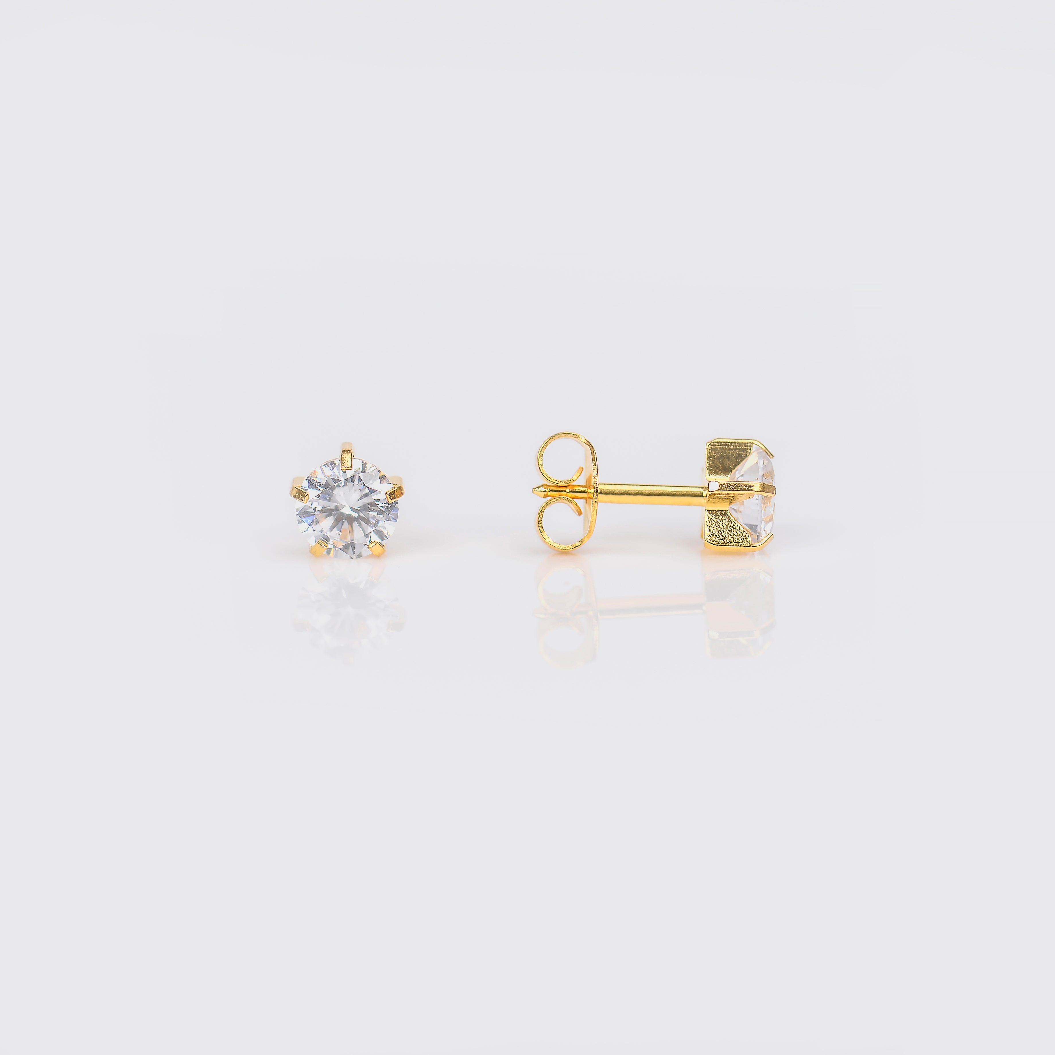 Universal™ Select Prong-Set Cubic Zirconia Carded Piercing Studs – Gold-Plated – Super Maxi