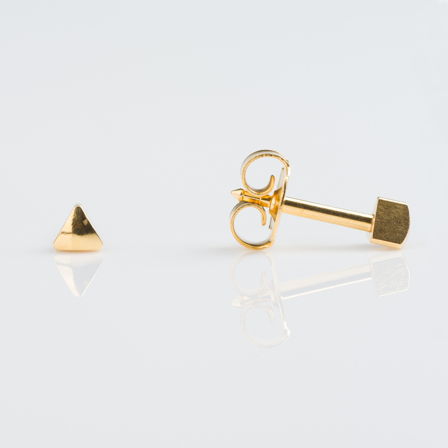 Universal™ Select Gold-Plated Triangle Piercing Studs – Regular Adaptor – 3mm Universal™ Select Gold-Plated Triangle Piercing Studs – Regular Adaptor – 3mm